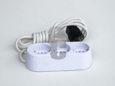 Разклонител троен - Девин - БЯЛ - 2м.                                                                                                                                                                                                                                                                       